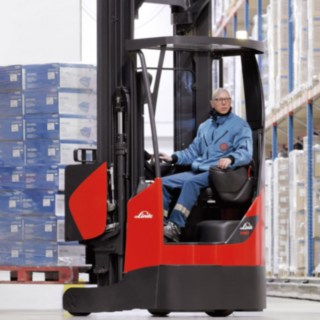 Wózki wysokiego składowania reach trucks Wózki wysokiego składowania reach trucks
