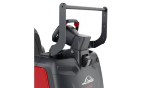 Zbliżenie na wózek widłowy do komisjonowania z uchwytem na akcesoria