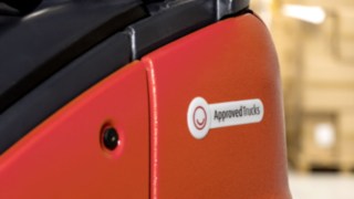 Dzięki programowi Linde Approved Trucks klienci mogą dostosować wózki używane do wszystkich swoich wymagań. Wózki używane firmy Linde Material Handling są remontowane zgodnie z najwyższymi standardami jakości