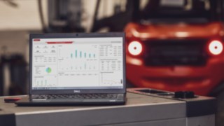 Kompleksowy system WMS Linde Warehouse Manager koordynuje wszystkie procesy magazynowe.