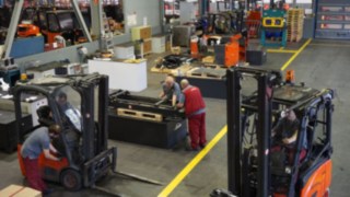 Stacja remontowa używanych wózków widłowych Stacja remontowa używanych wózków widłowych