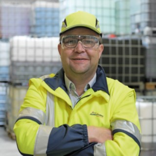 Marius Jedrzejewski, kierownik zespołu produkcyjnego w firmie CEMEX Admixtures Marius Jedrzejewski, kierownik zespołu produkcyjnego w firmie CEMEX Admixtures