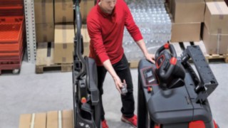 Film na temat opcji SA dla wózków do komisjonowania N20 i N20 C firmy Linde Material Handling