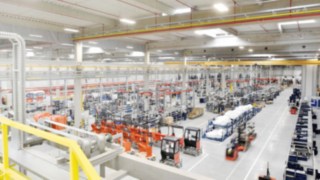 Produkcja wózków wysokiego składowania Linde w Stříbro w Czechach. Wózki wysokiego składowania Linde są produkowane w zakładzie KION w Stříbro w Czechach.