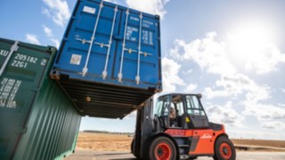 Wózek widłowy Linde wspiera procesy transportowe na miejscu Wózek widłowy Linde wspiera procesy transportowe na miejscu