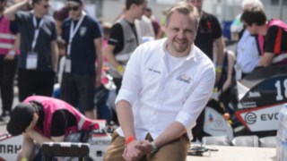 Tim Hannig, prezes Formula Student Germany na torze w Hockenheim