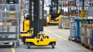 Ciągniki Linde Load Train w firmie Heidelberger Druckmaschinen AG Ciągniki Linde Load Train w firmie Heidelberger Druckmaschinen AG