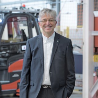 Prof. dr Hans-Georg Stark, kierownik projektu KAnIS, Wydział Inżynierii, Uniwersytet Techniczny w Aschaffenburgu (TH AB) Prof. dr Hans-Georg Stark, kierownik projektu KAnIS, Wydział Inżynierii, Uniwersytet Techniczny w Aschaffenburgu (TH AB)