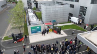 Sercem nowej instalacji jest elektrolizer PEM (membrana elektrolitowo-polimerowa). Nowa infrastruktura wodorowa na terenie zakładu w Aschaffenburgu – widok z lotu ptaka