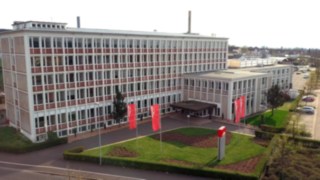 Budynek centrali Linde Material Handling w Aschaffenburgu, Niemcy Budynek LMH w Aschaffenburgu