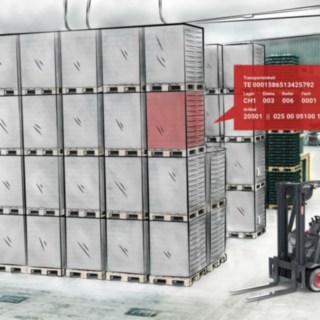 Narrow aisle warehouse with Linde forklift Narrow aisle warehouse with Linde forklift
