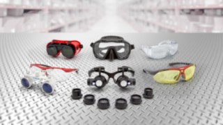 Szeroka gama okularów reprezentujących wózki do komisjonowania firmy Linde Material Handling